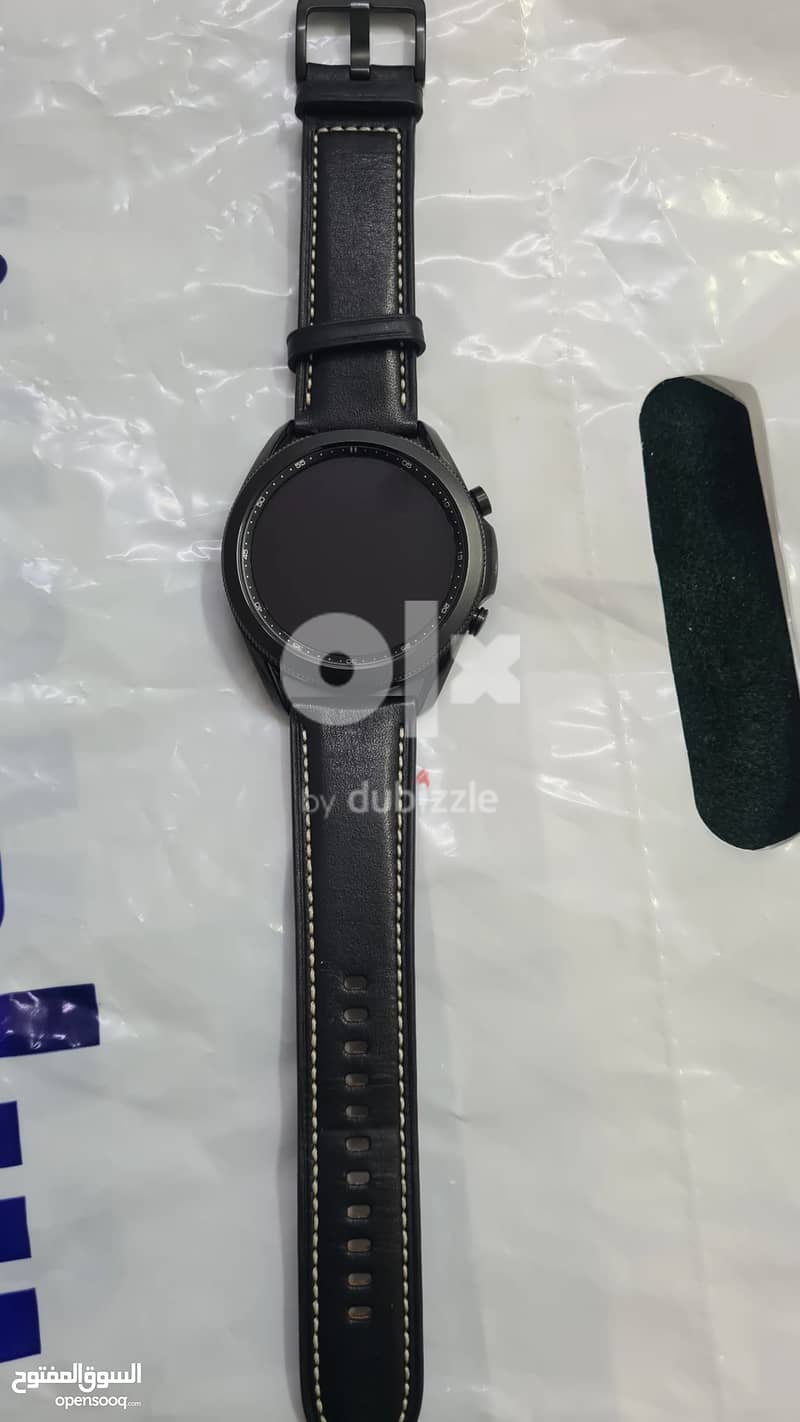 Samsung galaxy watch 3  45mm used but new condition,with 2 extra strap 1