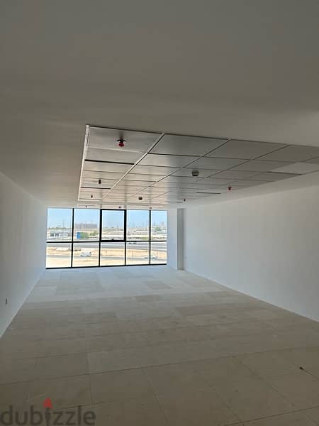 Luxurious Office for Rent,  Muscat Hills, Business Tower 18