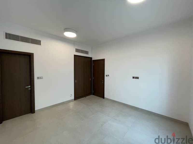Cozy 1 Bedroom Apartment with shared Pool for Sale in Muscat Hills 5