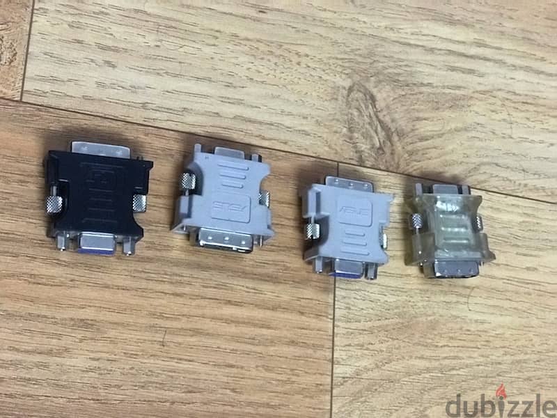 connector dvi to vga and other assoceries 3