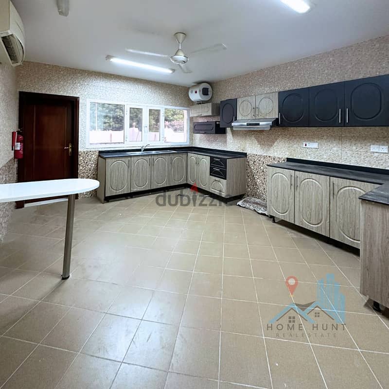 QURM | 6 BR COMMUNITY VILLA  IN PRIME LOCATION 1