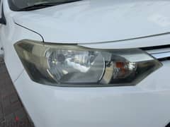 Toyota yaris 2016 headlight Right side (passenger side)