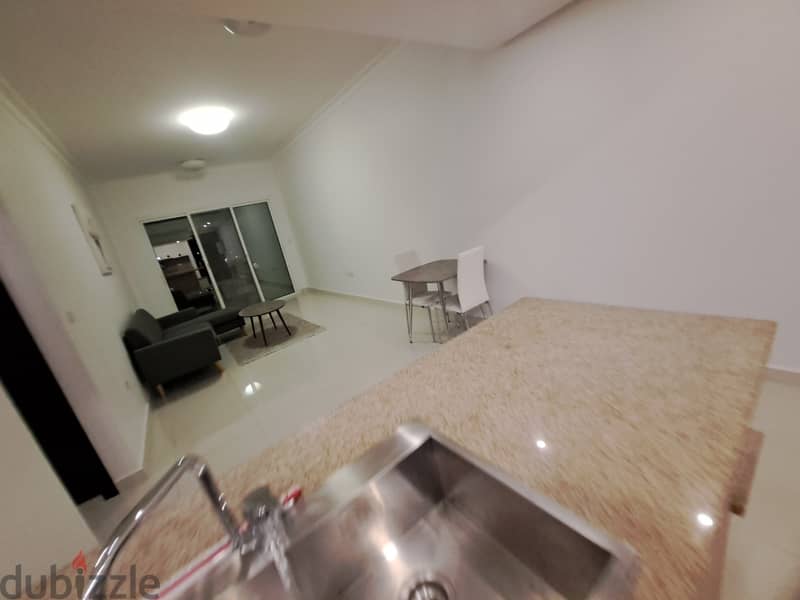 one bedroom fully furnished flat in remal Bosher 18