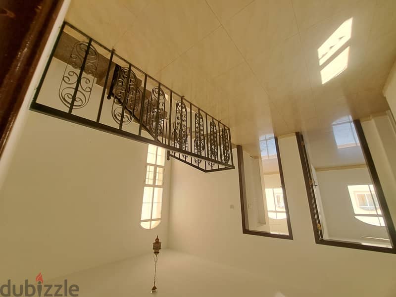 7 BEDROOM VILLA IN sUR al HADID NEAR BEACH 12