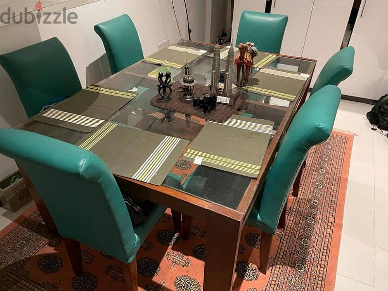 dinning table with 6 chairs, طاولة طعام مع 6 كراسي 3
