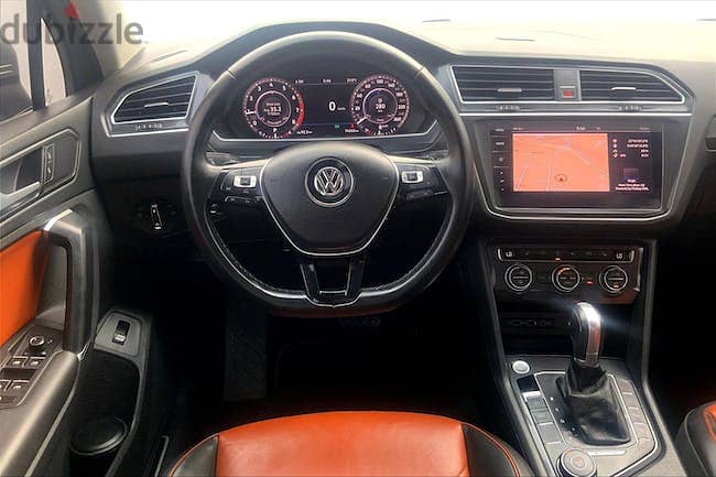 OMR 128/Month // 2018 Volkswagen Tiguan SEL SUV // Ref # 1638817 5