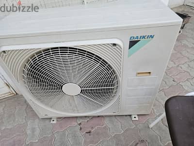 DAIKIN.