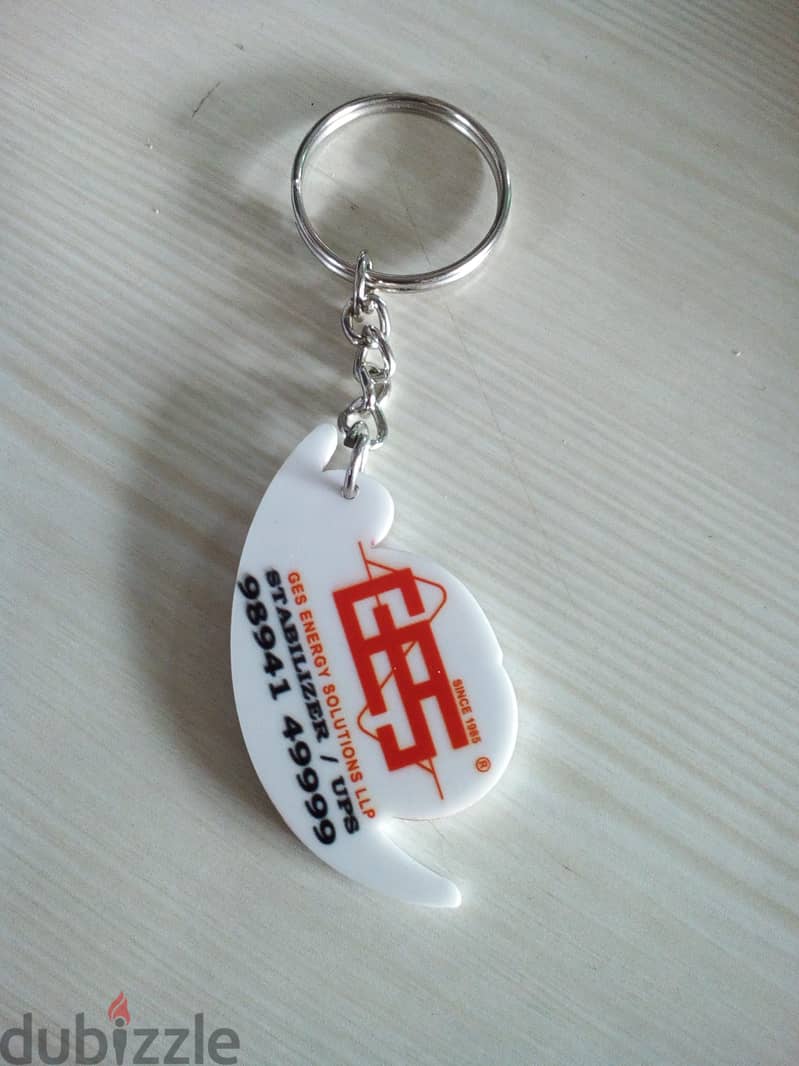 get custom keychain of your name, logo, or any shape 3