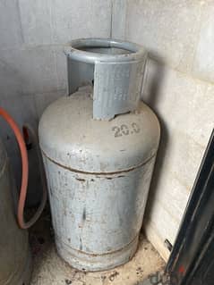 Gas cylinder in good condition for sell