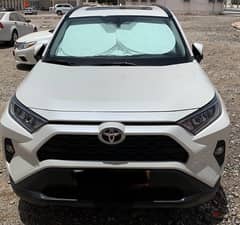 Accident free vehicle with very less kilometers driven - RAV4 0