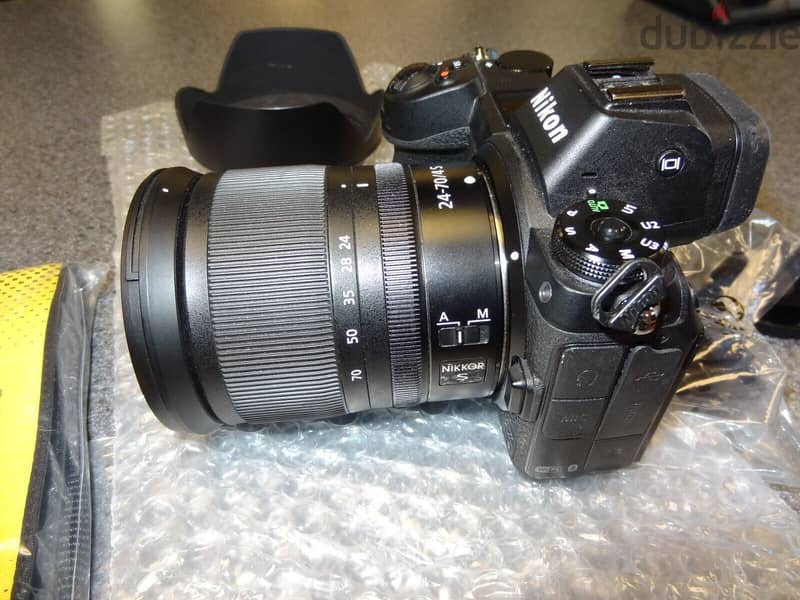 Nikon Z 6 II Mirrorless Camera with NIKKOR Z 24-70mm f4 S Lens 1