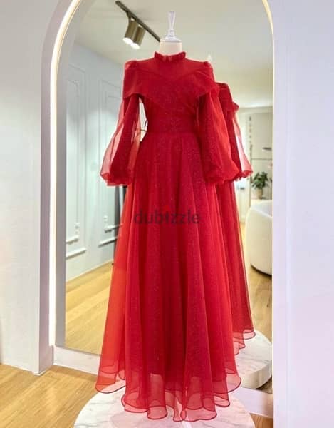 Red Hijabi Part Dress For Rent 2
