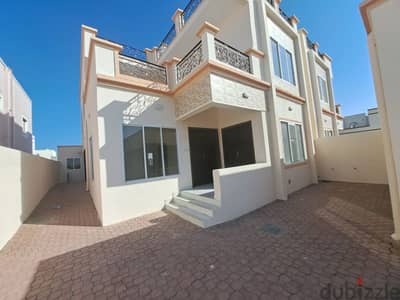 brand new villa in mobelah 8