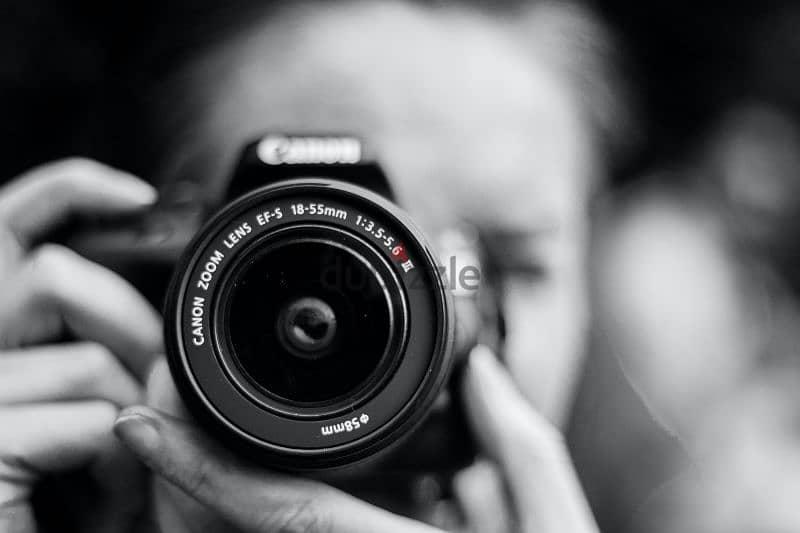 Urgently Wanted a Omani Female Photographer 1