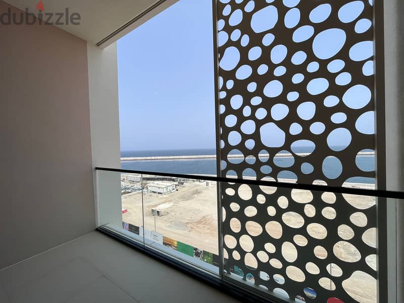 2 BR Brand New Apartment in Juman 2 – Al Mouj with Sea View 9