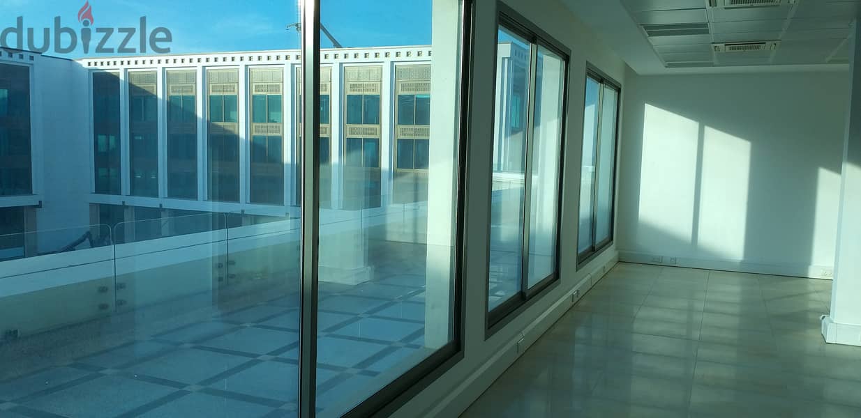 Office spce for rent In Shatti Al Qurum (303/BCC) 3