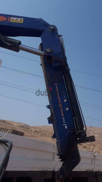 32 NO PM CRANE WITH TRUCK BODY FOR SALE 4
