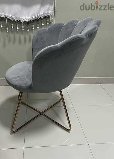 Accent chair - grey