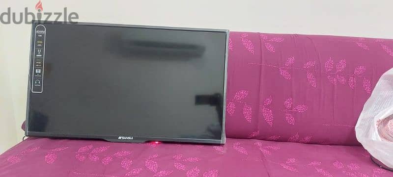 32 inch LED TV hardly used 2