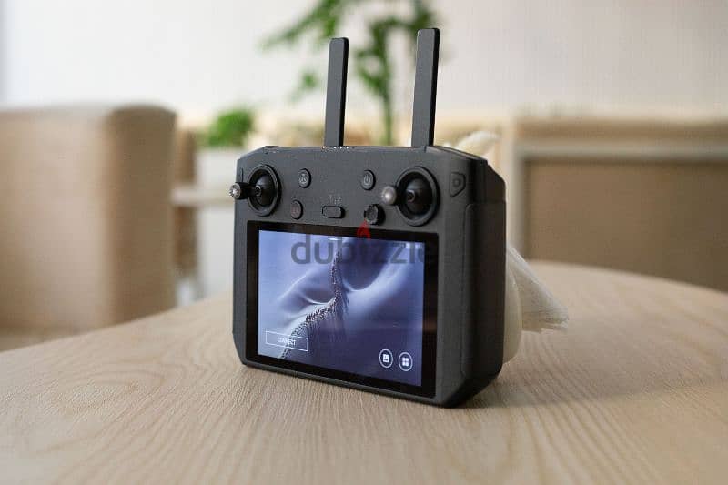 ريموت سمارت كنترول DJI smart controller المميز والخطير 12