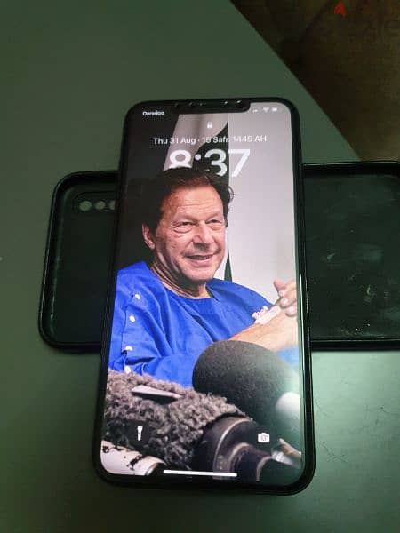 iphone XS MAX excellent condition 6
