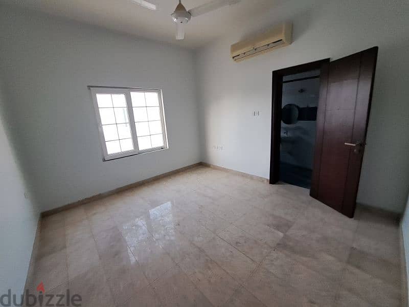 ve4y nice villa in MsQ excellent location 3