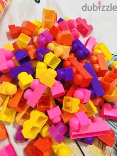 Blocks . . 90 pieces , good condition