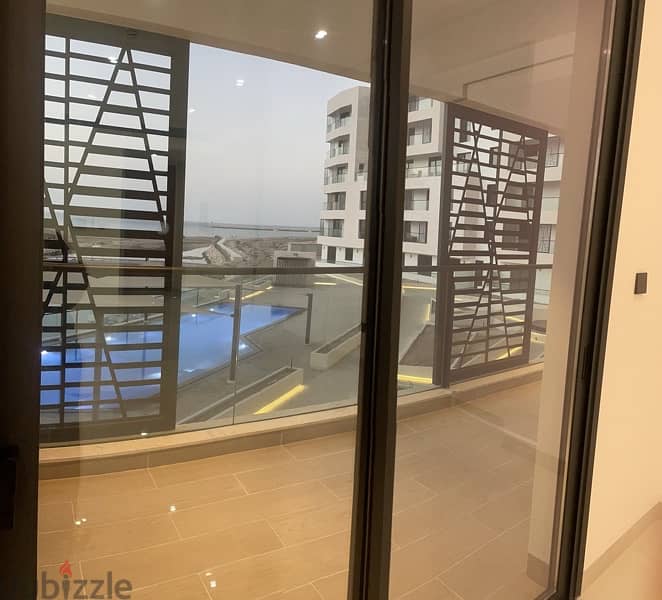 Elegant Sea view 2 bhk for rent in Lagoon Al Mouj 7