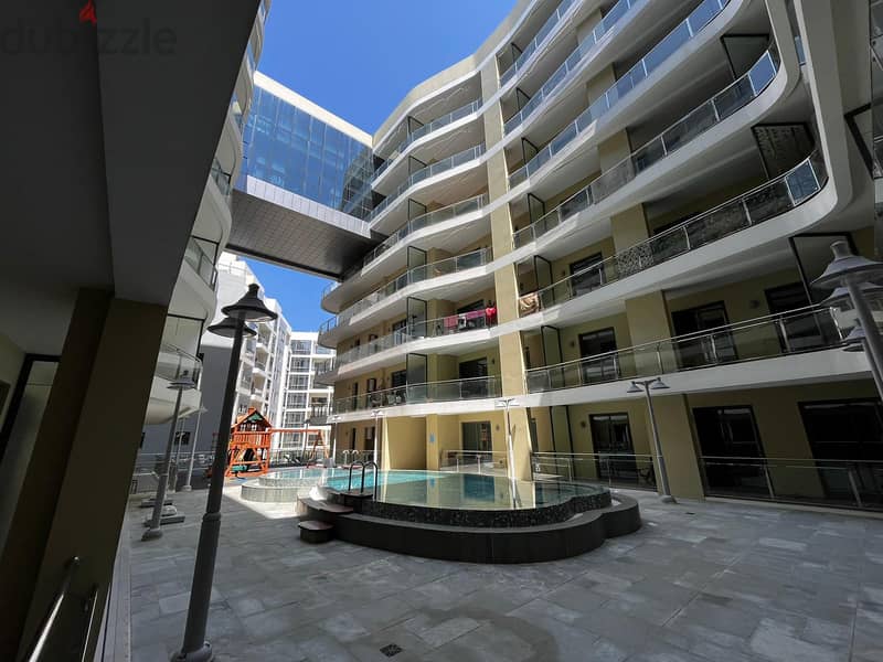 1 BR Spacious Freehold Flat For Sale – Muscat Hills 0