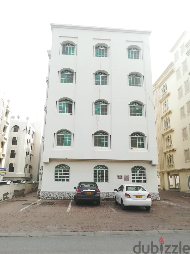 1 BHK Flat at Al Khuwair near Noor Hpermarket 0