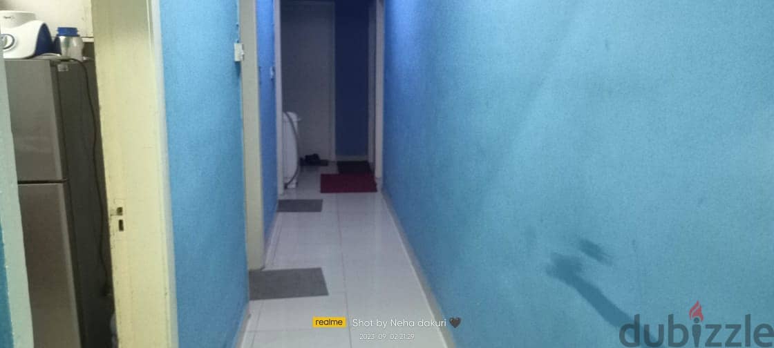 Large Furnished room with wifi, in al falaj area ruwi 2