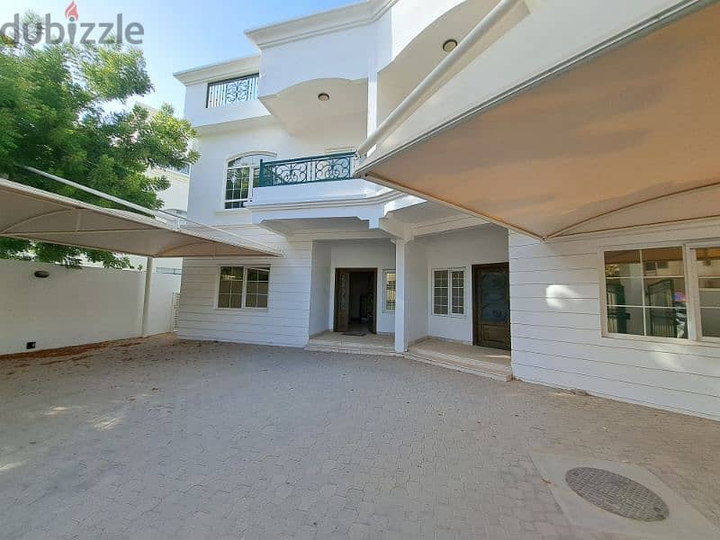 Nice villa in Madinat Sultan quiet area 13