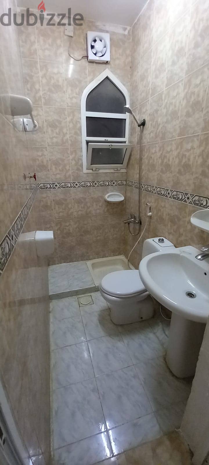 A studio for rent in Al Khuwair for 130 riyals, including services 7