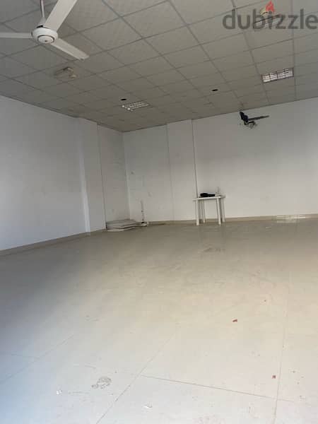 Shop 52 m2 for Rent in Al Khoud 6 good place for bussnise 0