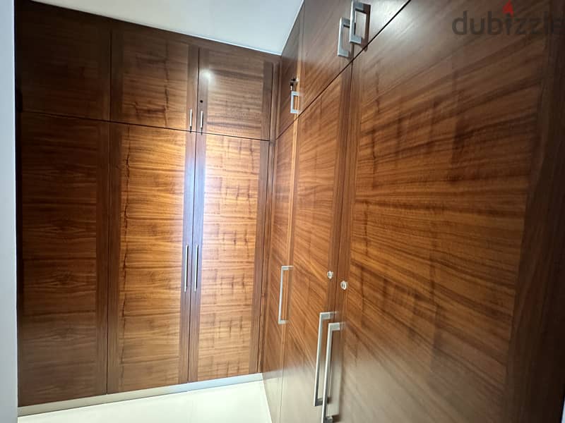 Luxurious 3 bedroom Apartment for Sale in Juman 1 9