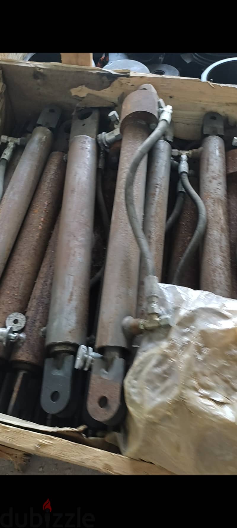 hydraulic cylinder, pump's, valve, Equipment's spare parts 17