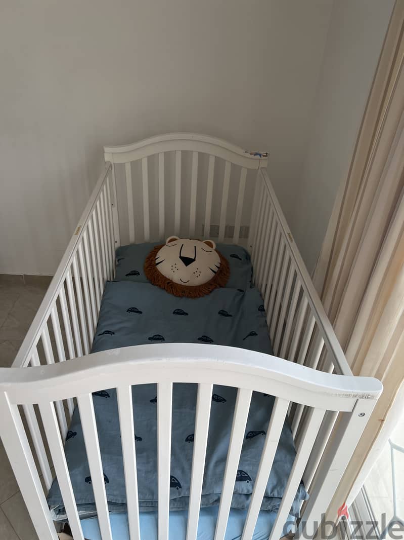 Juniors wooden baby cot bed NEW PRICE 30Rials 1