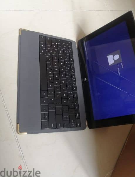 Microsoft surface
 Keyboard
Detachable 
Tablet 3