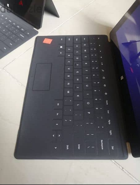 Microsoft surface
 Keyboard
Detachable 
Tablet 4