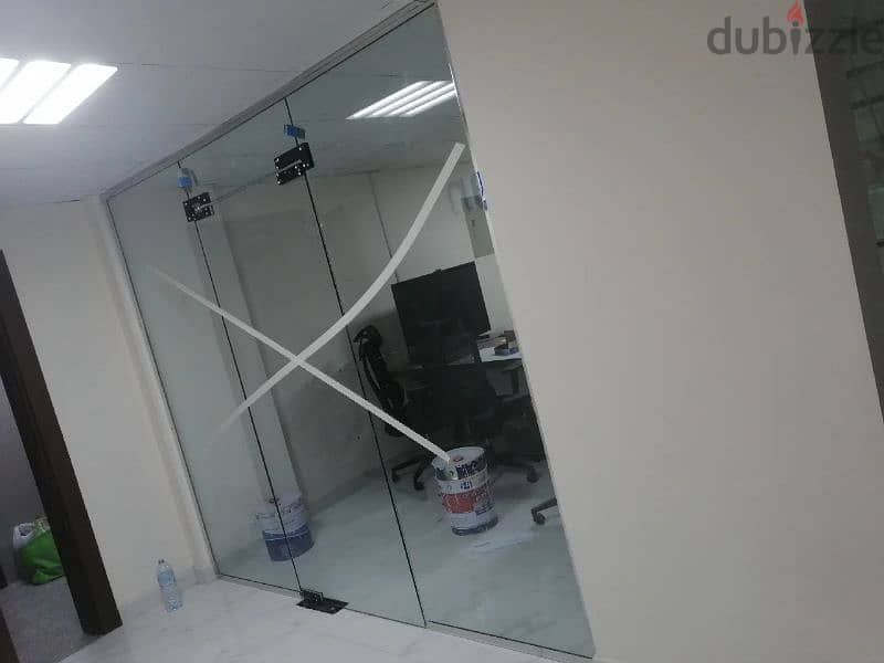 GLASS PARTITION INTERIORS DESIGN & AC DUCT WORK 7