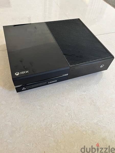 Xbox one console + Kinect (perfect condition) 1