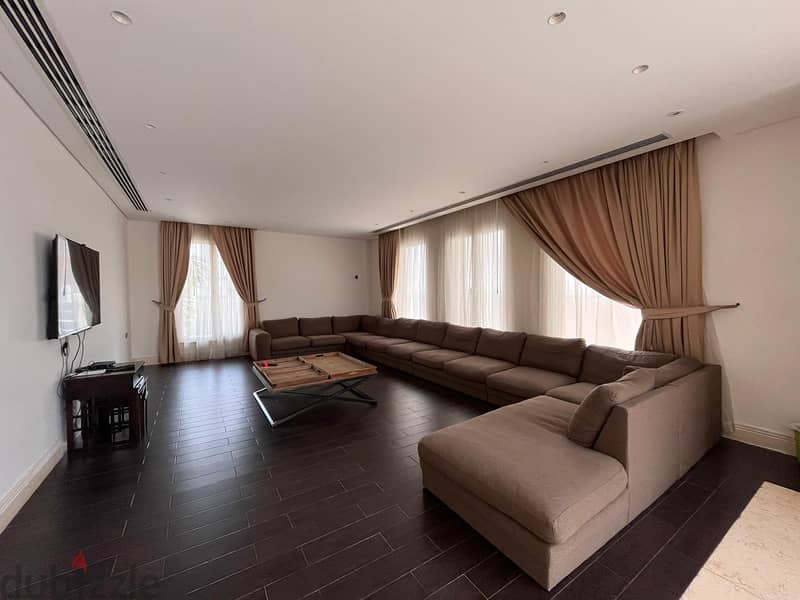 7 + 1 BR Incredible Villa For Sale – Al Khoud 6 6