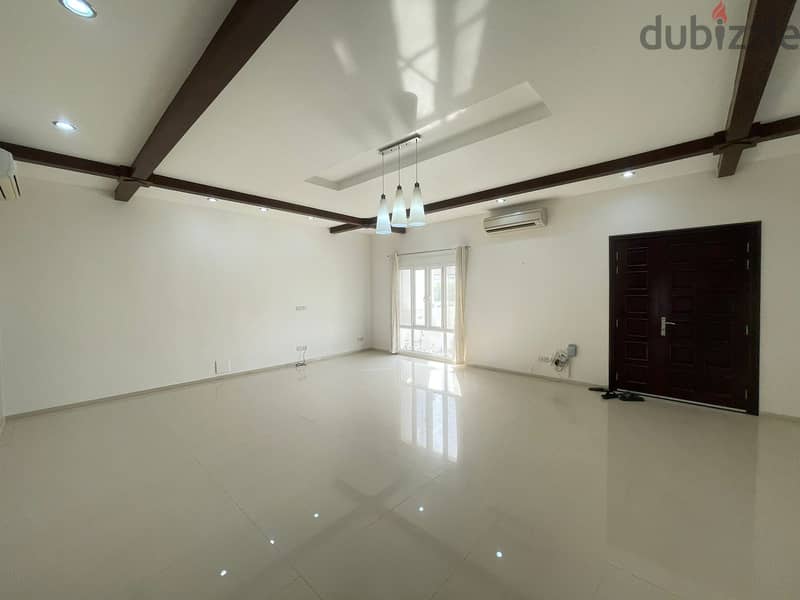 4 BR Lovely Townhouse in Madinat Qaboos 1