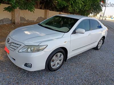 Camry 2011 Very clean, buy and drive.