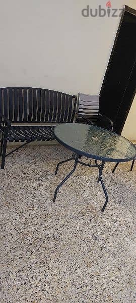 urgent for sale steel table and sofa set neet and clean 1