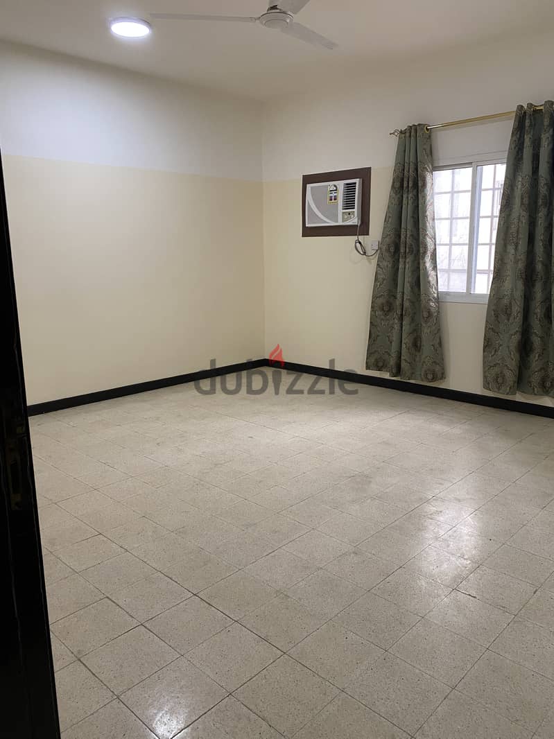 Ghubra ISG _ Attached room for executive bachelors only 0