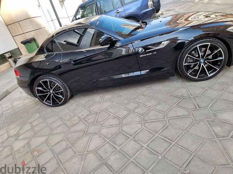BMW Z4 Oman agency car with excellent condition 9