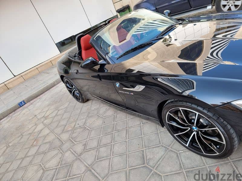 BMW Z4 Oman agency car with excellent condition 18