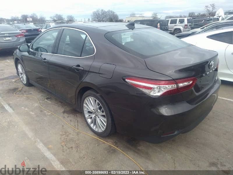 camry xle 2020 10