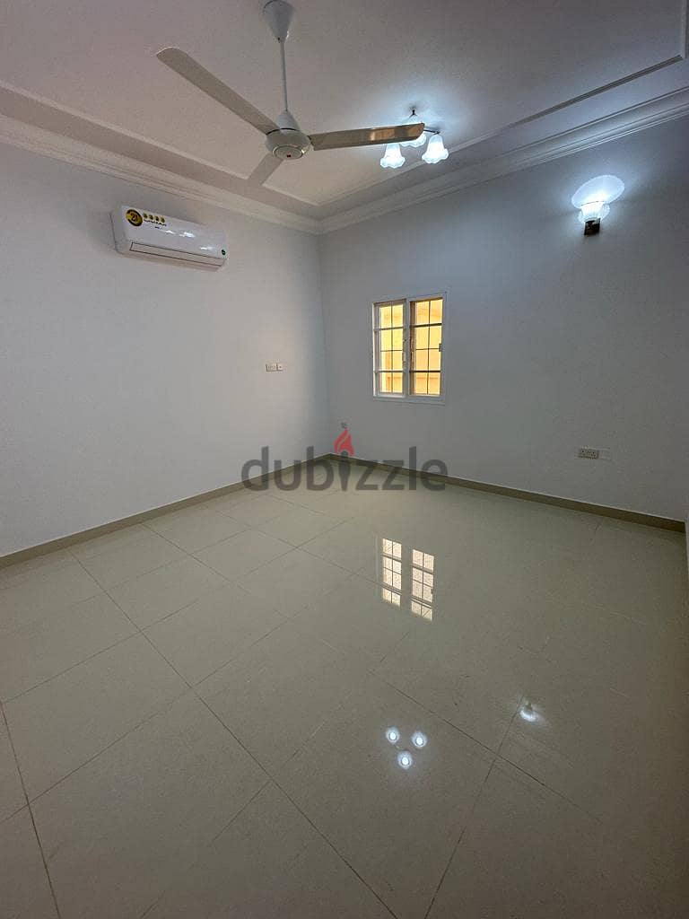 4AK3-Brand new 3 bhk villa for rent in Ansab height 5